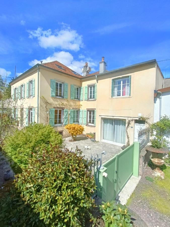 La Chouette Maison - Chambres D'Hotes Et Gite En Ville Ремирмон Экстерьер фото